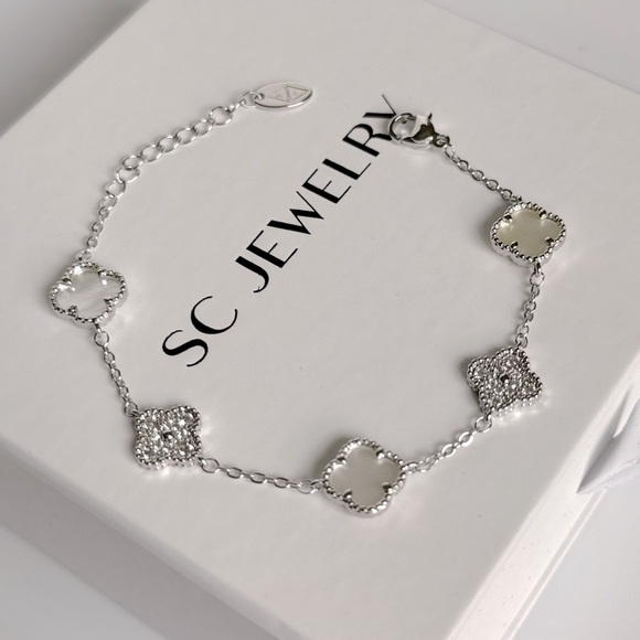 Petite Clover Bracelet Mother of Pearl & Real Zircon Silver Tone Chain - Picture 2 of 10